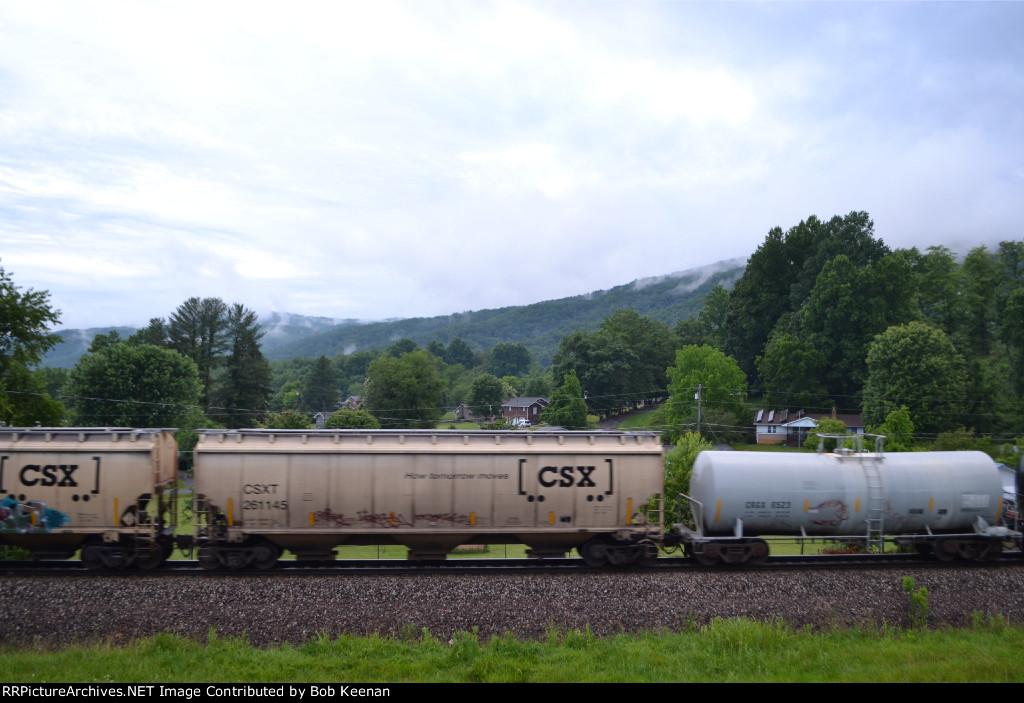 CSXT 261145